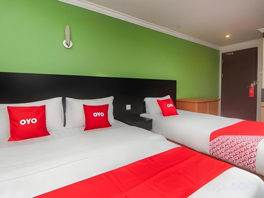 River Park Hotel Sibu Exterior photo