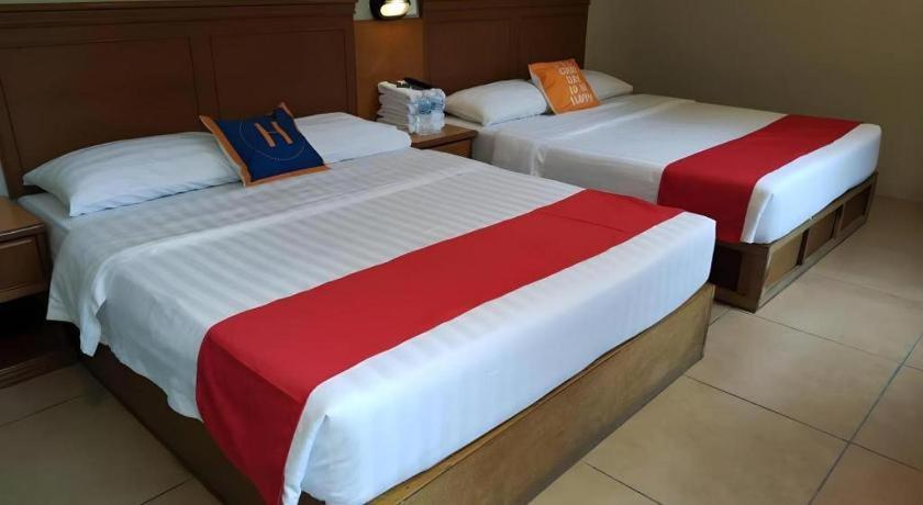 River Park Hotel Sibu Exterior photo